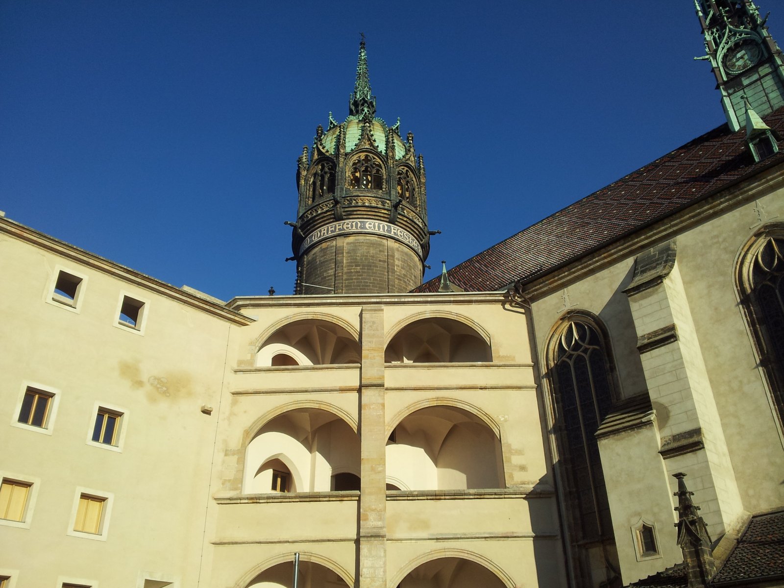 Tours in German and English